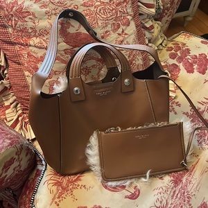 Authentic NWOT shearling/ leather “Rory” Tory Burch bag
